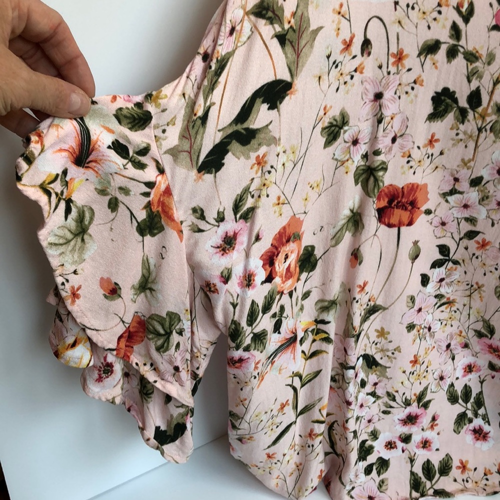 Dalia dropped double ruffle sleeve floral top Size large - Picture 11 of 14